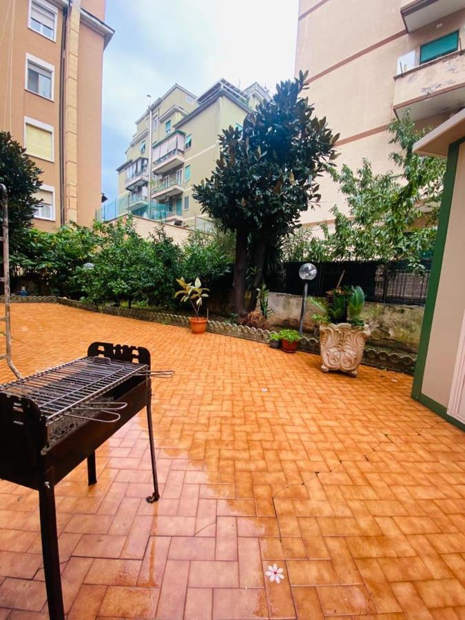 Large Garden Apartment โรม ภายนอก รูปภาพ