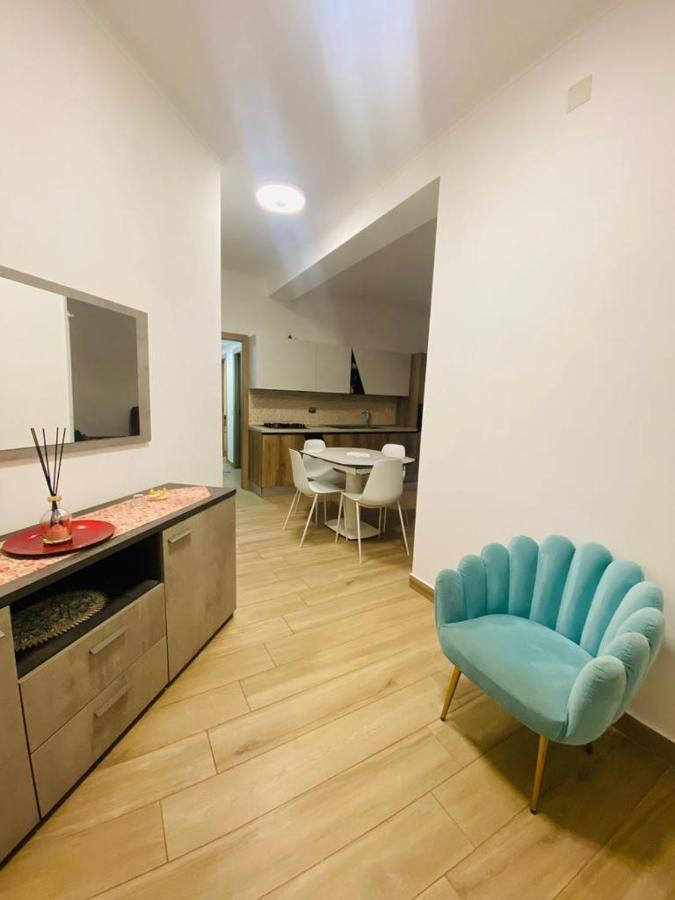 Large Garden Apartment โรม ภายนอก รูปภาพ