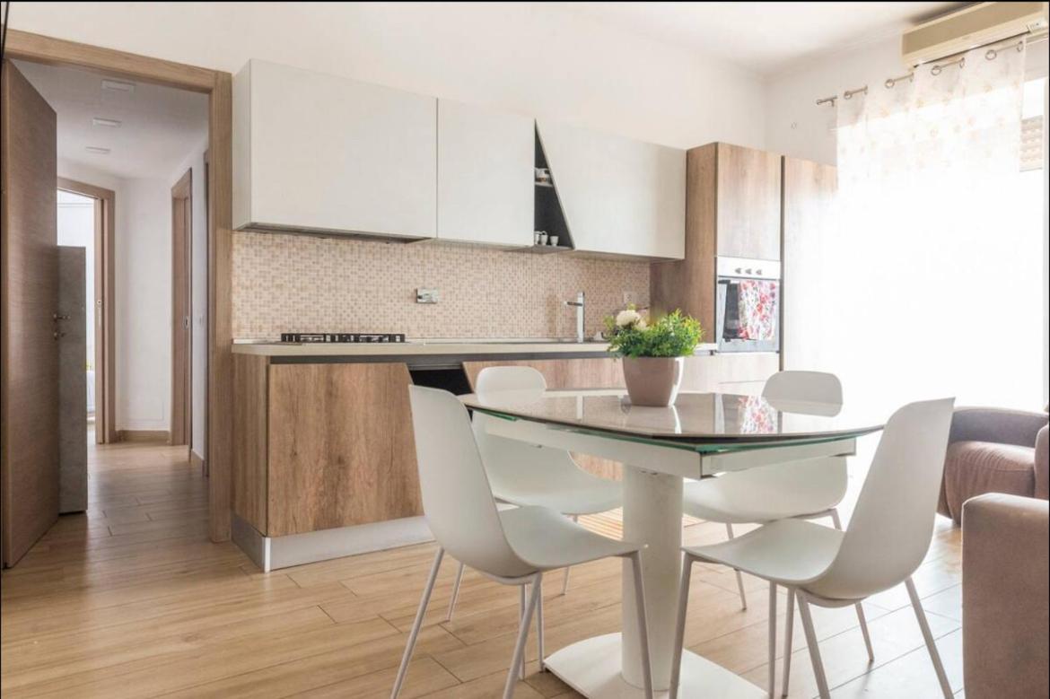 Large Garden Apartment โรม ภายนอก รูปภาพ