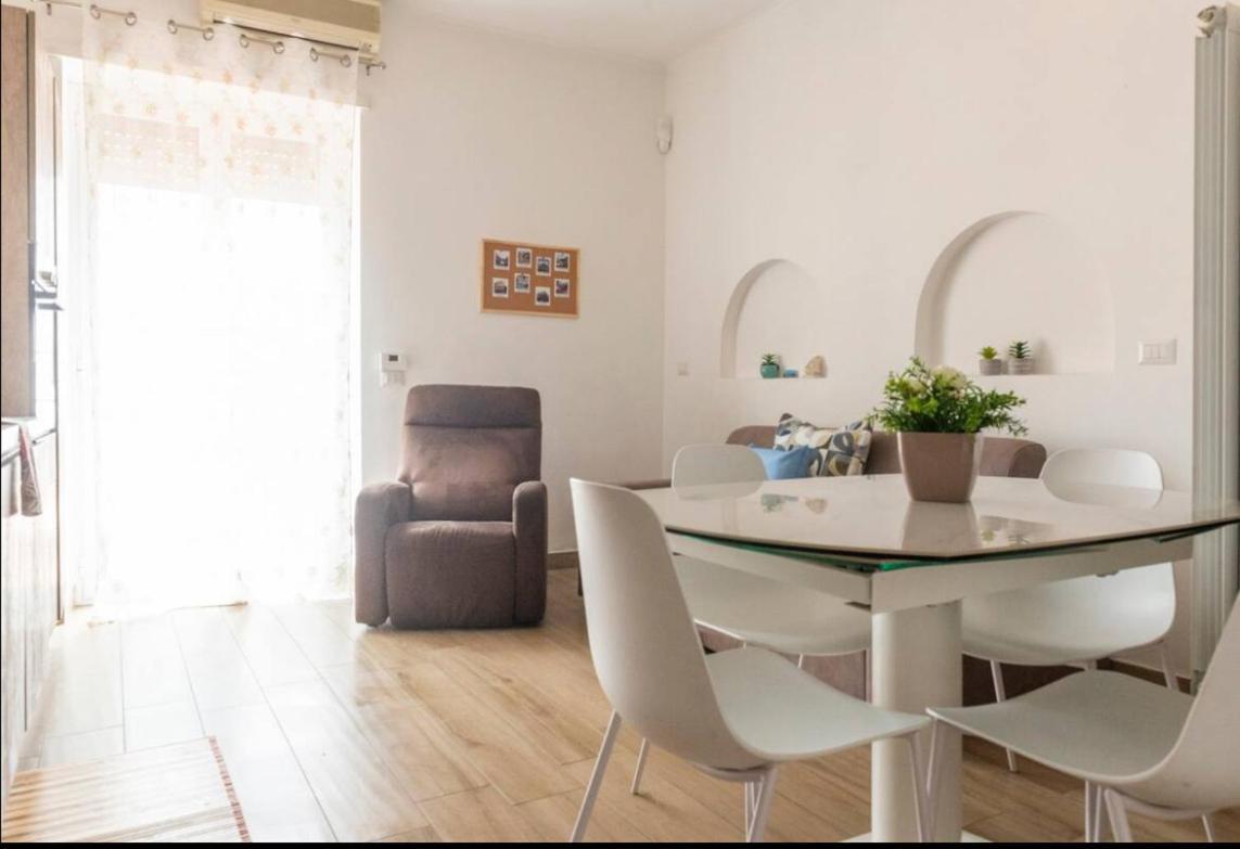Large Garden Apartment โรม ภายนอก รูปภาพ