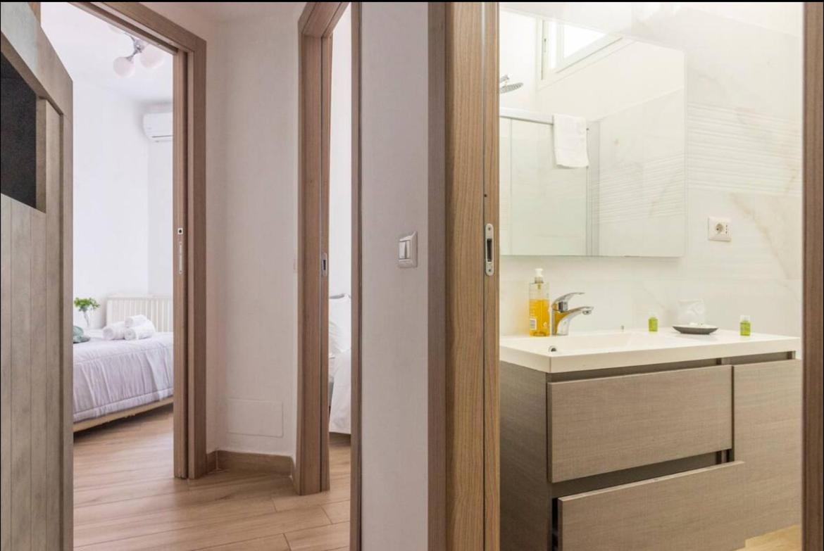 Large Garden Apartment โรม ภายนอก รูปภาพ