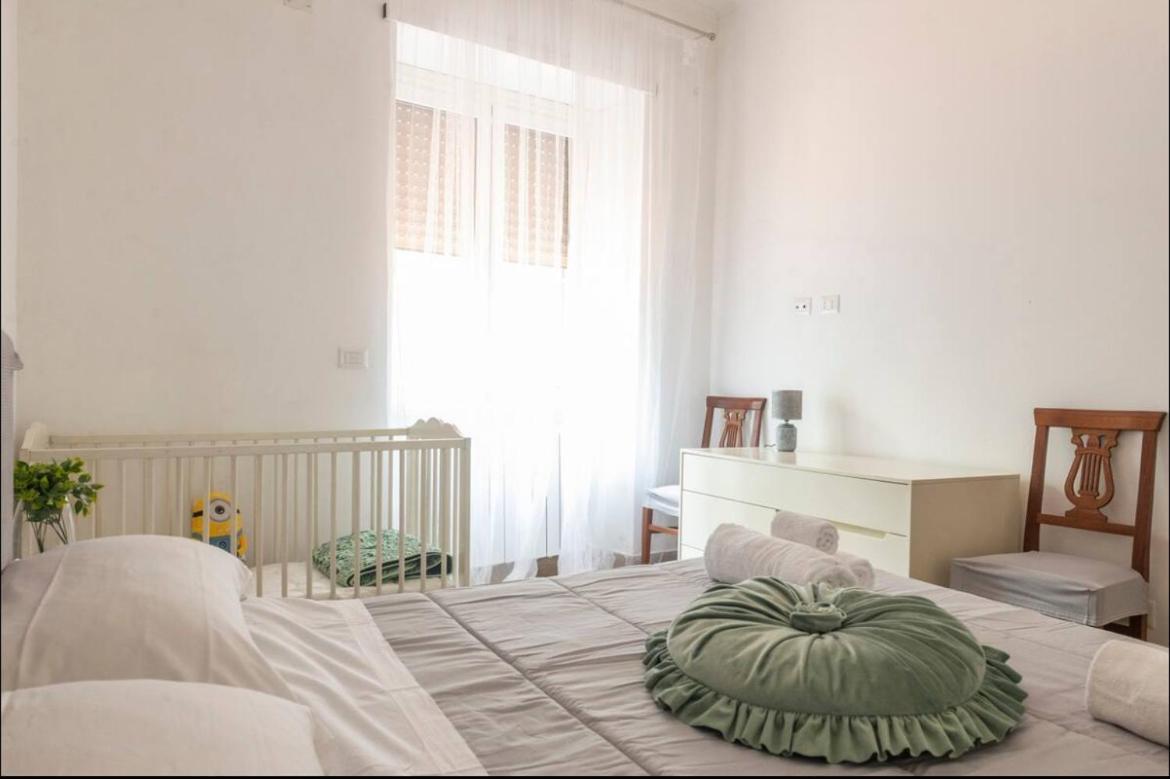 Large Garden Apartment โรม ภายนอก รูปภาพ